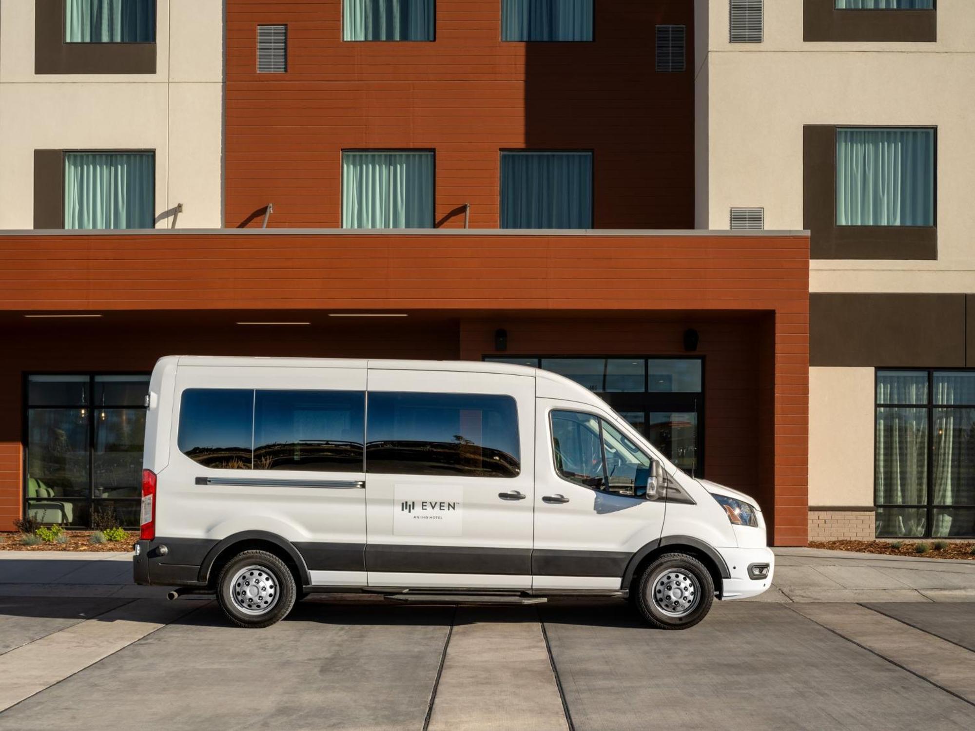 Even Hotel Bozeman Yellowstone Intl Arpt By Ihg Belgrade Esterno foto